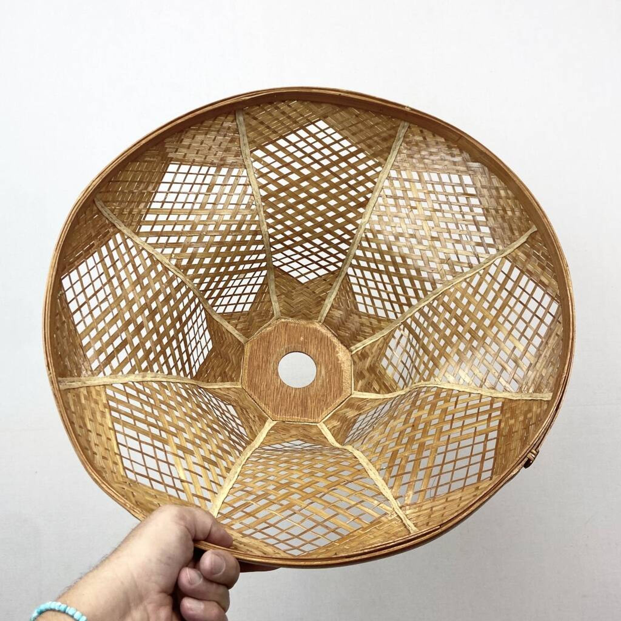 Woven Bamboo Lampshade – Japanese Design – Handmade Pendant