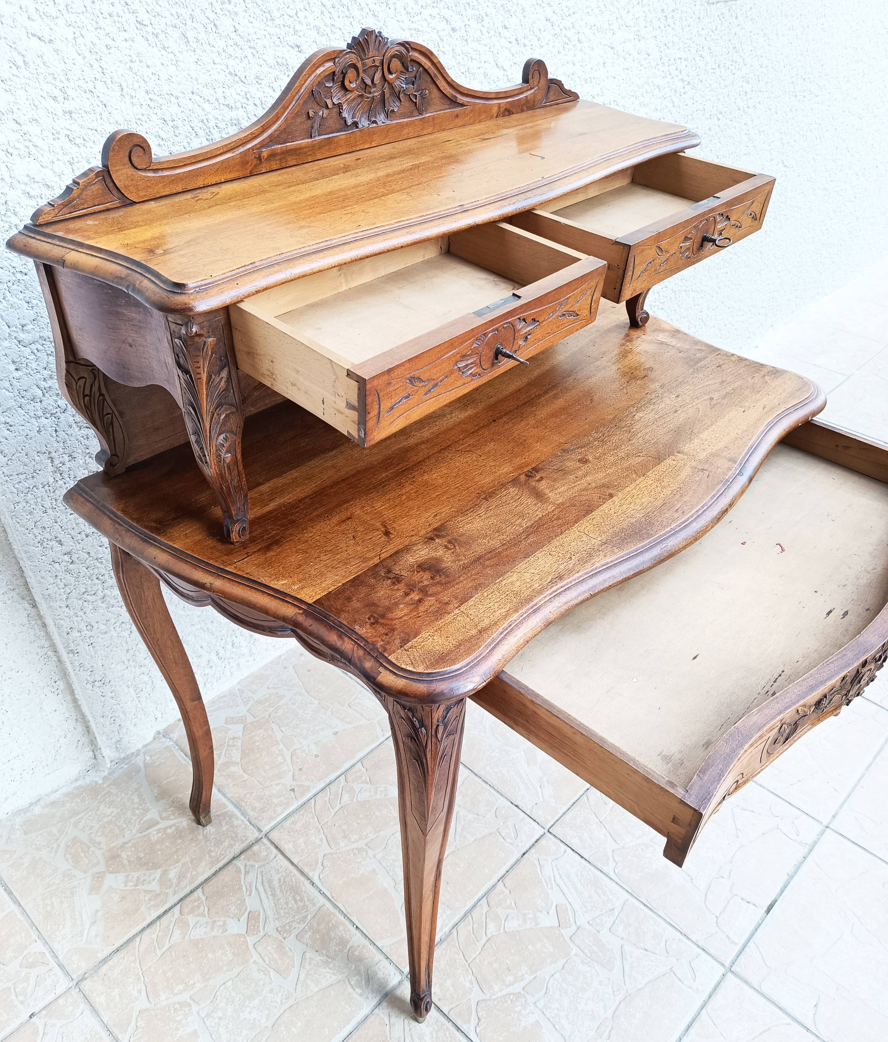 Louis XV walnut desk