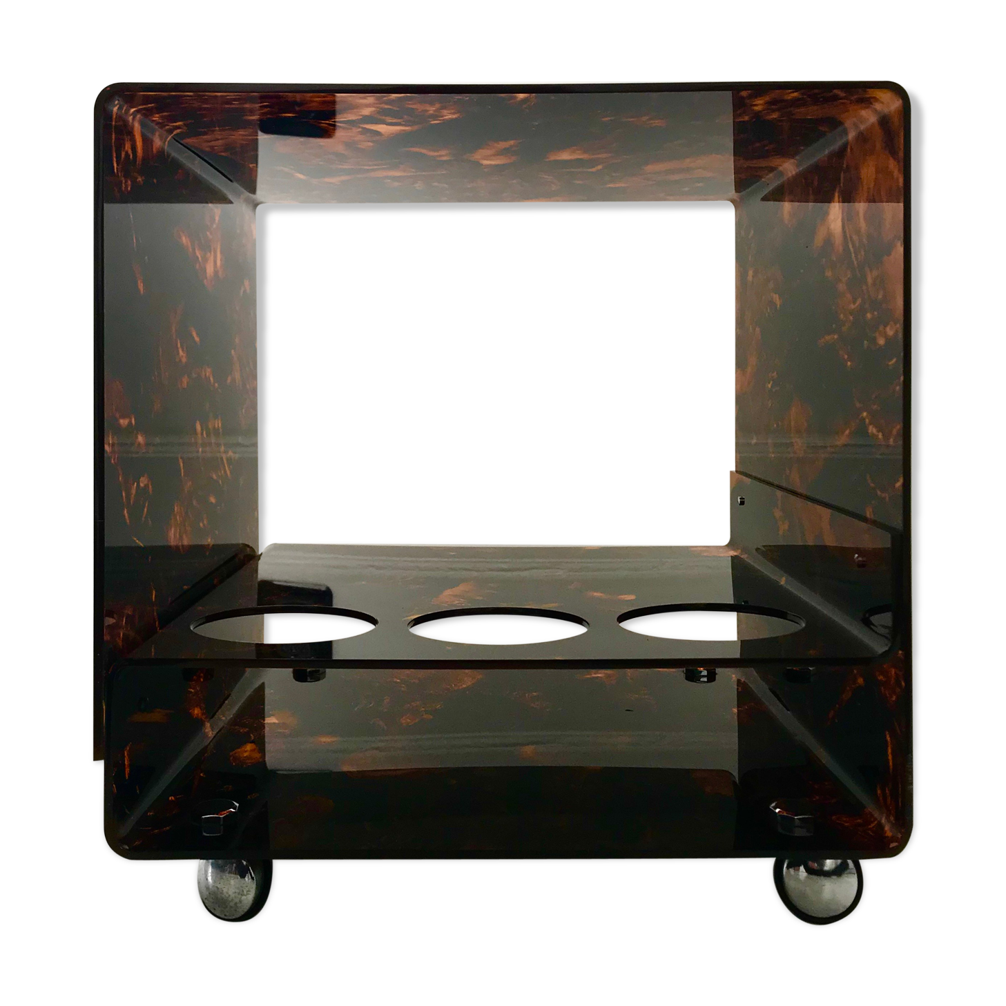Table Michel Dumas of the 70s