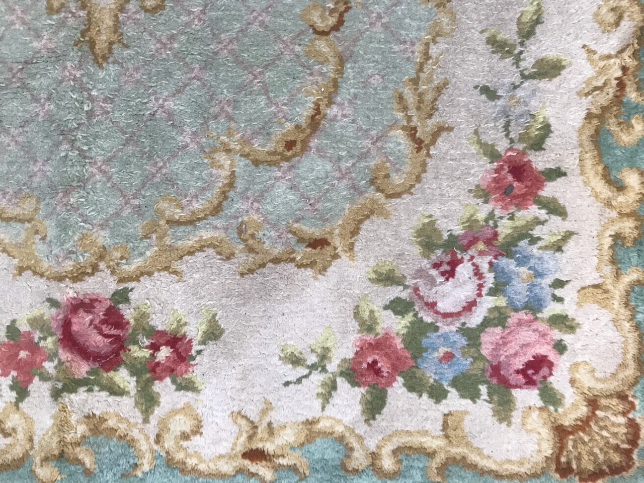 French carpet savonnerie Aubusson handmade 140x202 cm