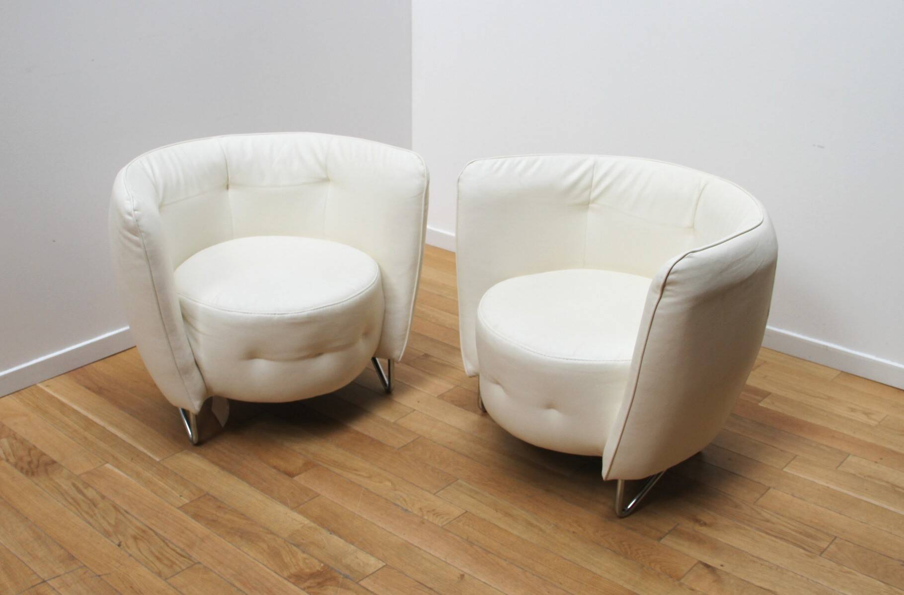 Pair of Maybe armchairs, Cotta