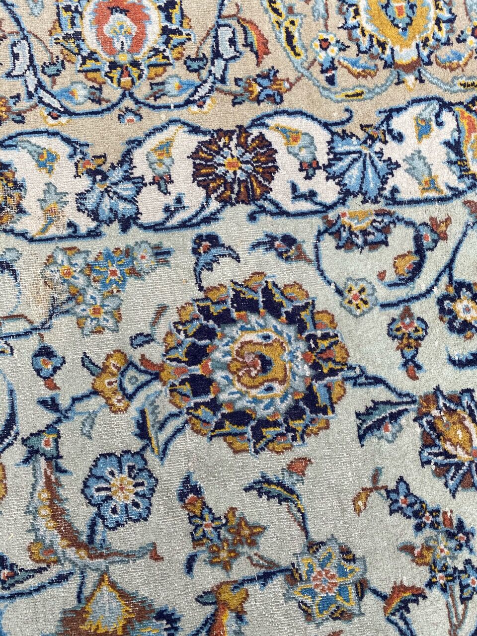 Beautiful large vintage Persian carpet of Kashan 230x330 cm
