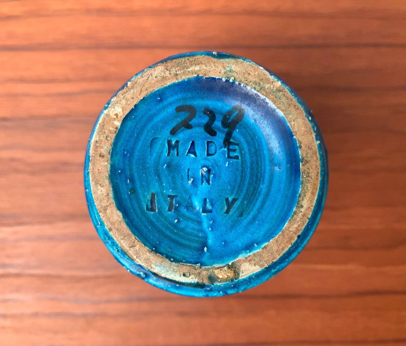 Mid-century Italian Rimini Blu ceramic vase by Aldo Londi for Bitossi.