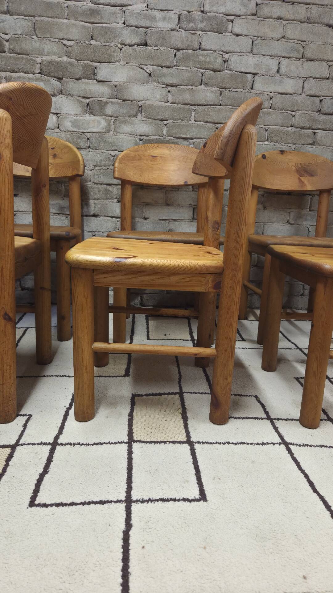 Set of 6 Rainer Daumiller chairs in solid pine – 1970s