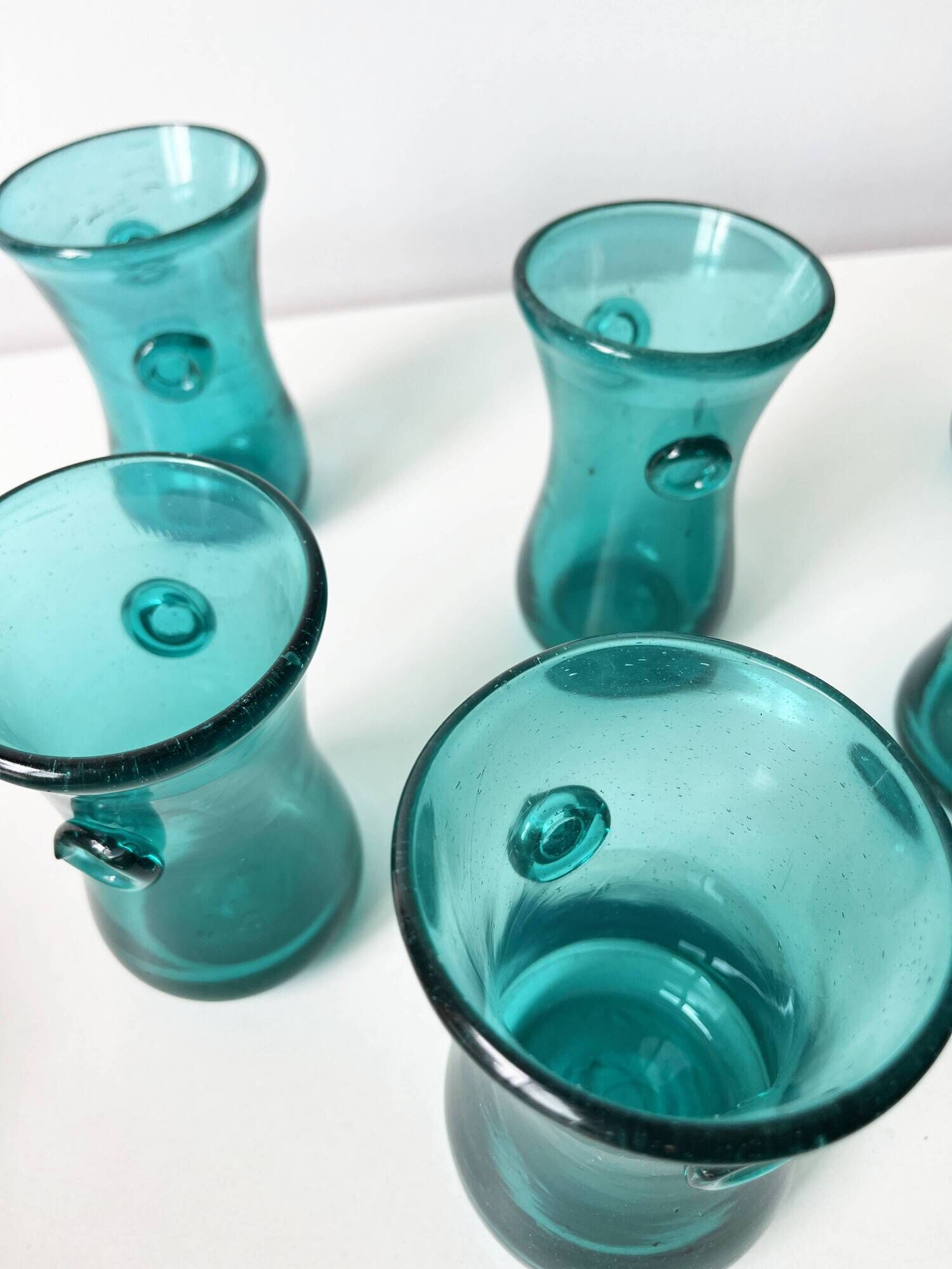 Set of bubble glass water glasses from the 1960s.