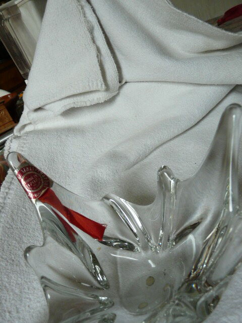 Empty pocket in vintage crystal shape umbrella Cristallerie de Vallerysthal