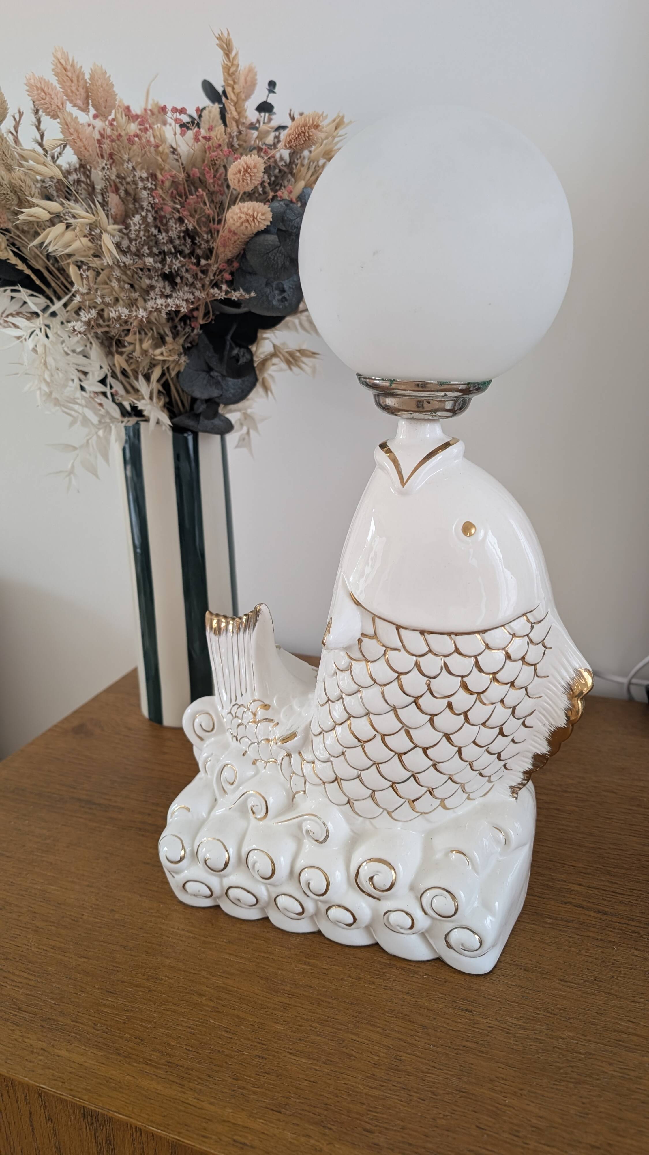 Fish Globe Lamp