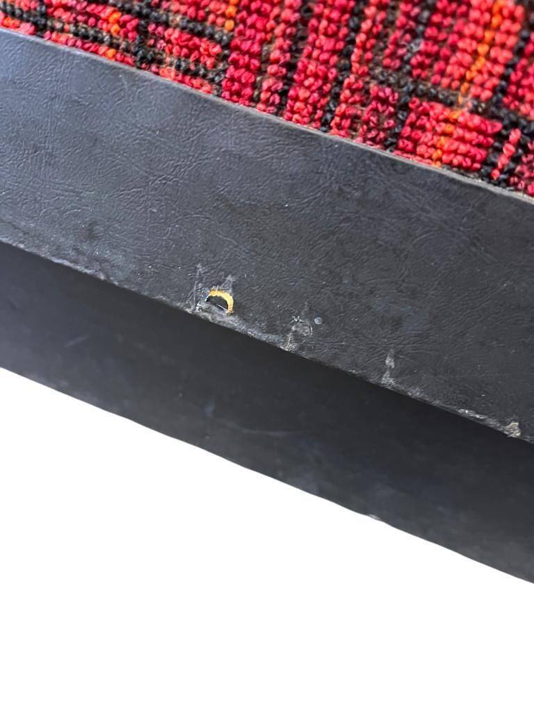 Vintage black and red sofa / three-seater / sofa bed