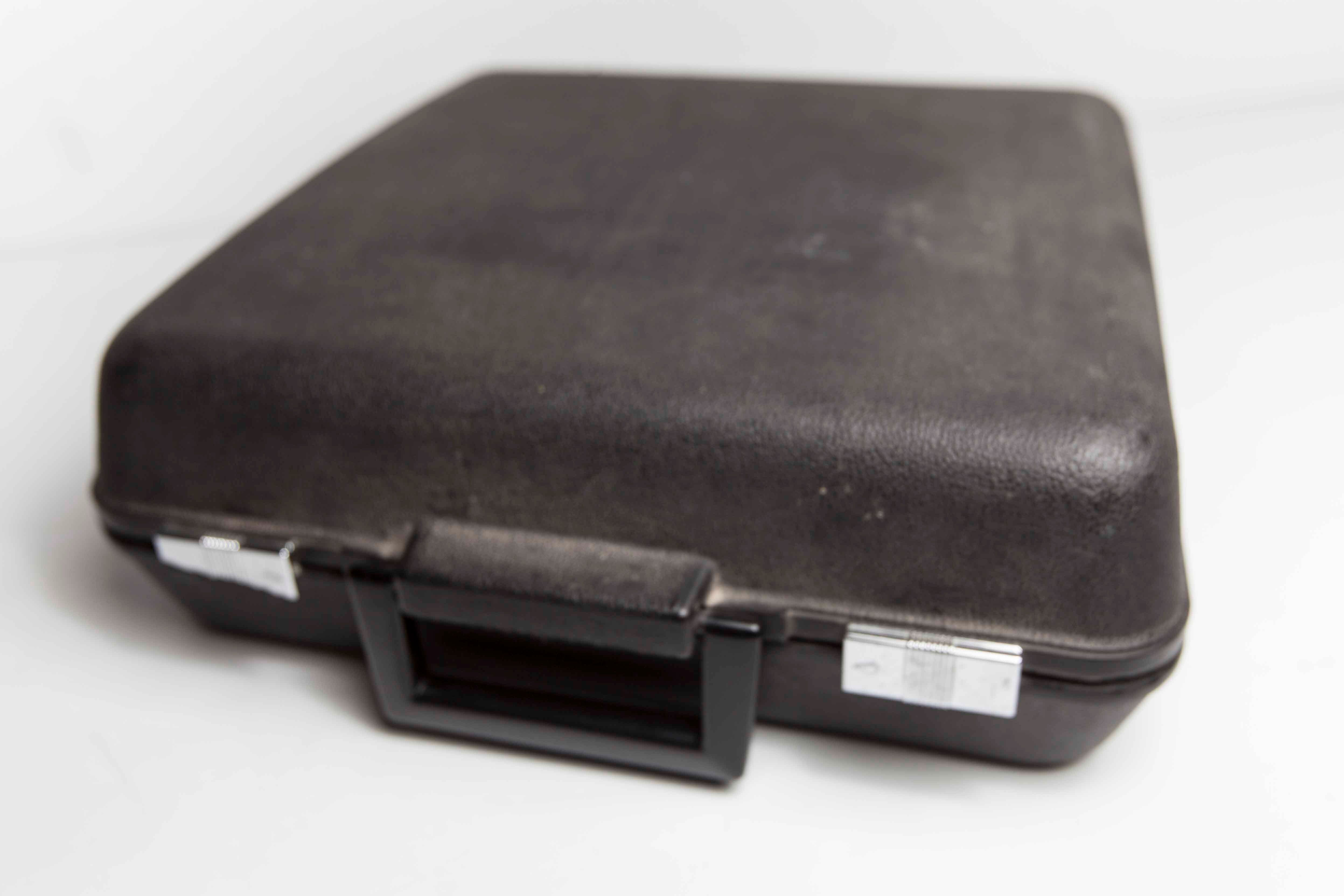 Machine à écrire brother de luxe 879 révisée et ruban neuf qwertz