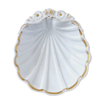 Empty porcelain pocket shell shape