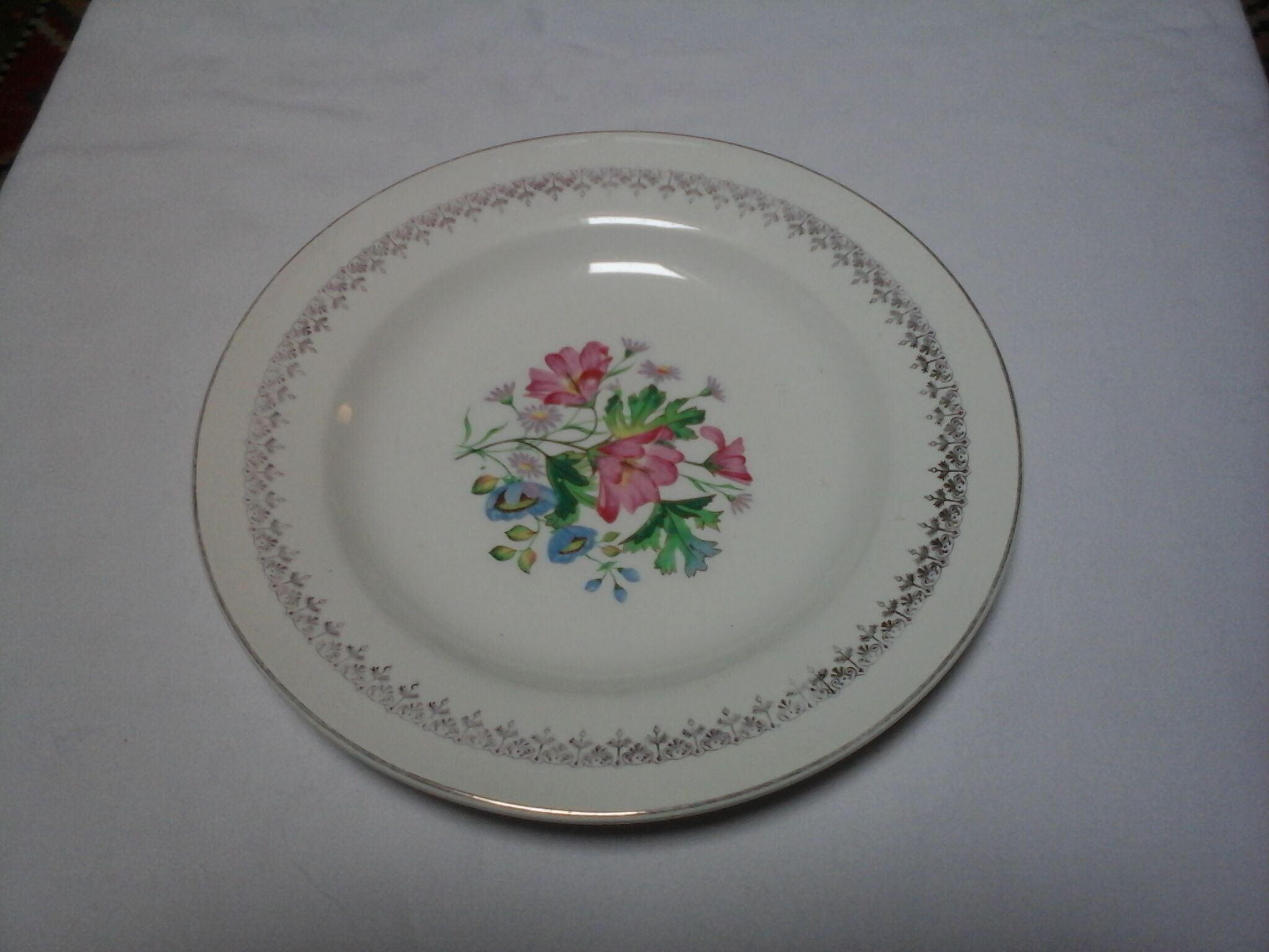 Assortment of 6 old plates