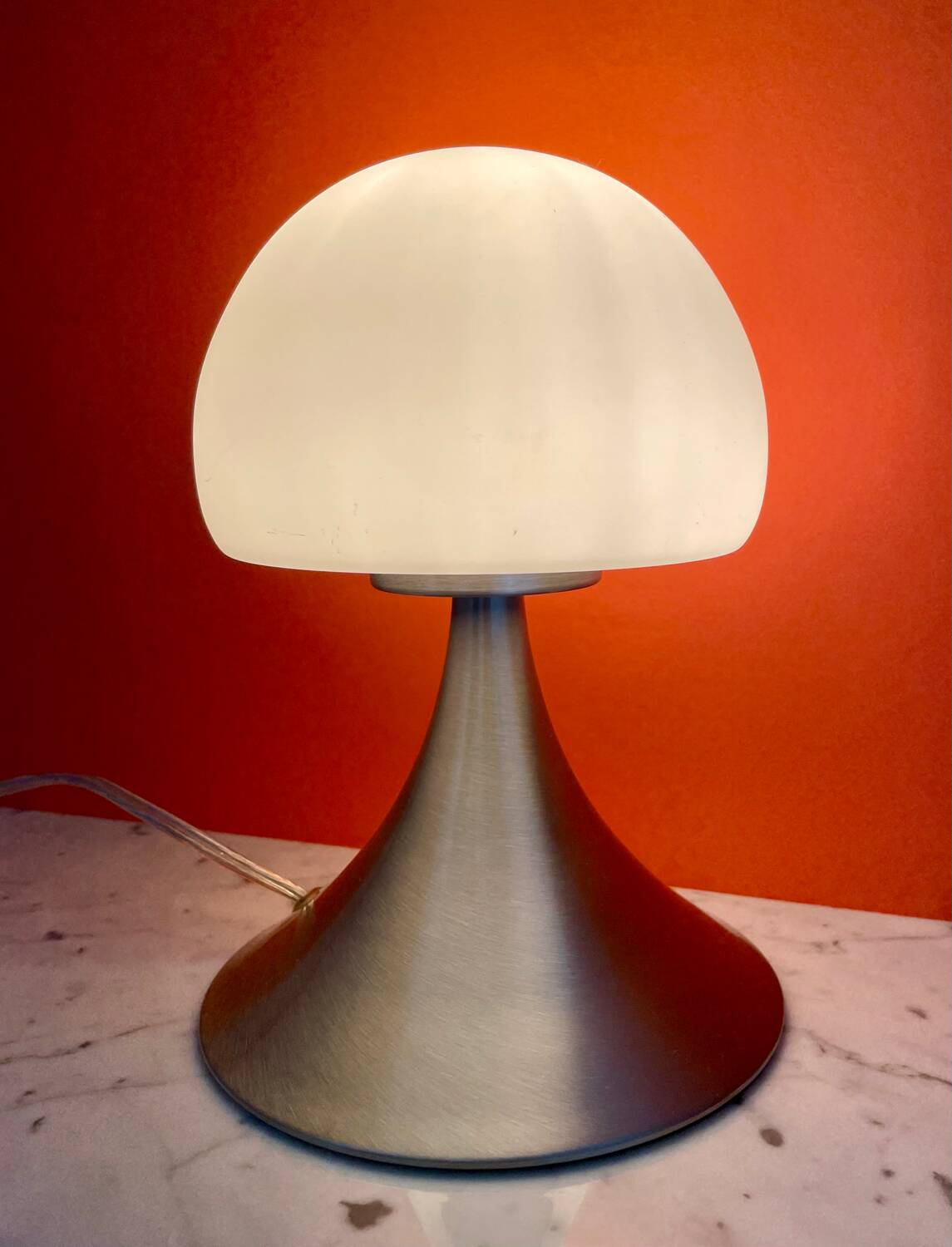 Lampe champignon pied tulipe