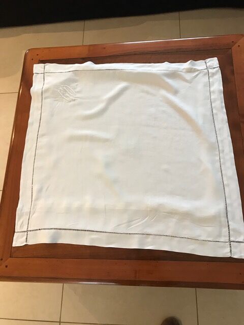 Old-day linen taie monogrammed scale GD