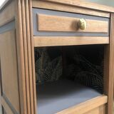 Adorable table de chevet en bois