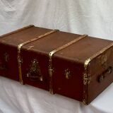 Old travel trunk dimensions: height -34cm- width -80cm-