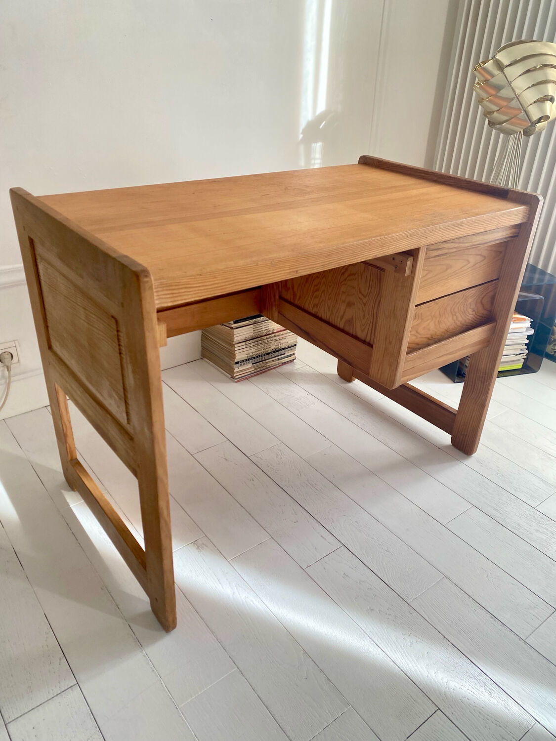 Small wooden desk (fir), 1970