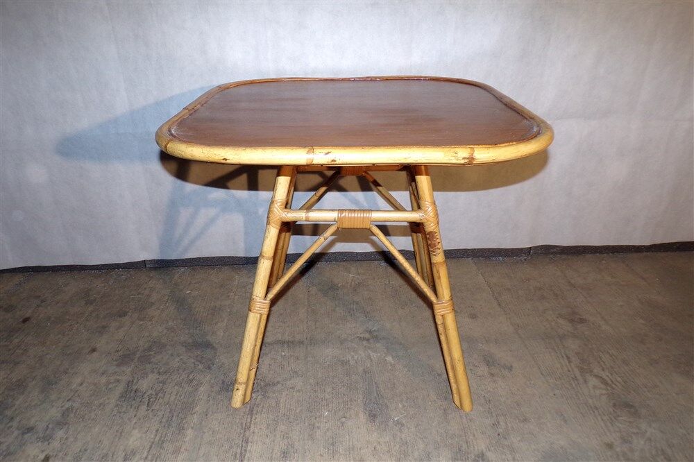 Vintage wicker rattan lounge coffee table