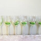 6 wine glasses
