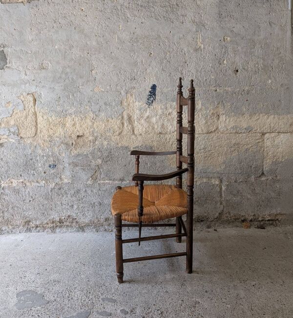 Fauteuil en bois et paille