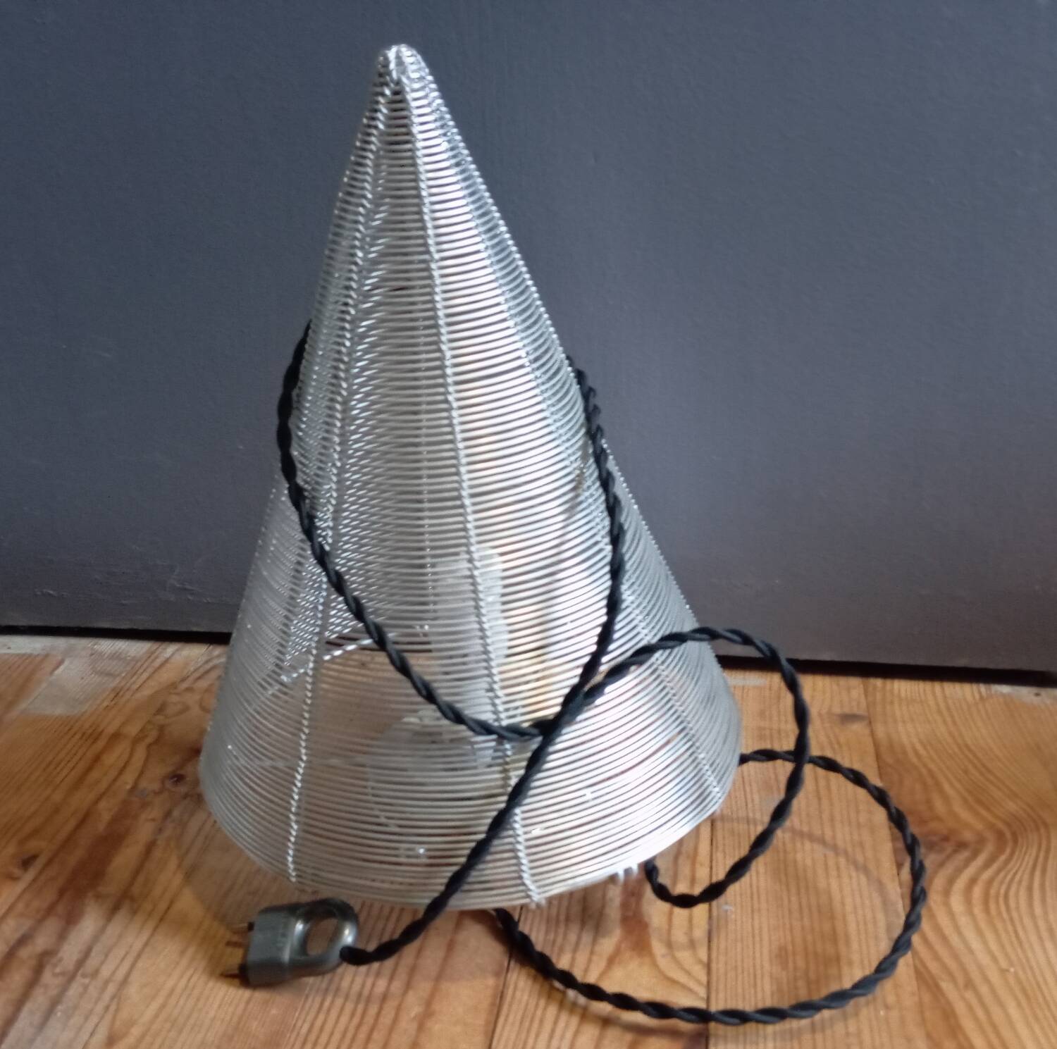 Conical stainless steel wire table lamp, vintage 80's