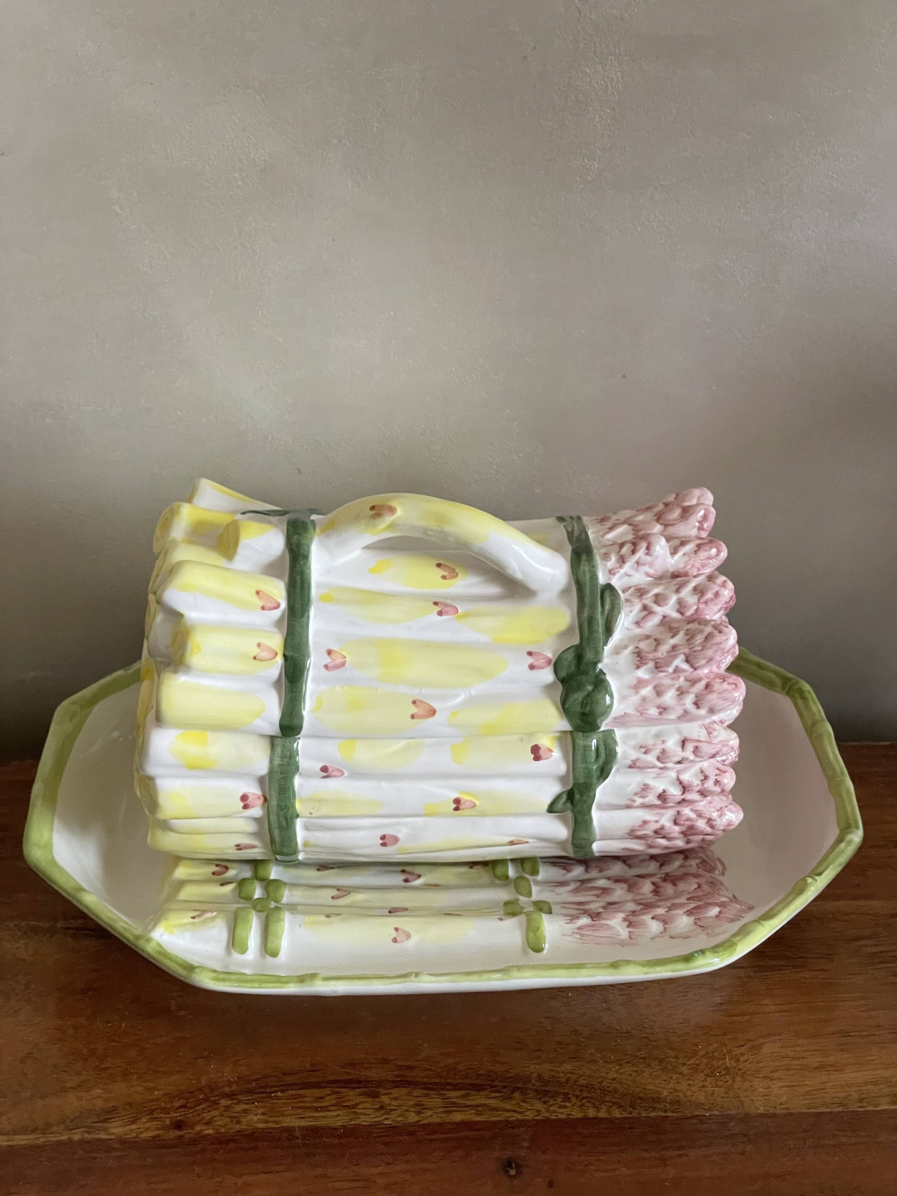 Asparagus barbotine dish