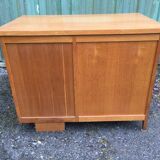 Vintage oak desk with 5 drawers.