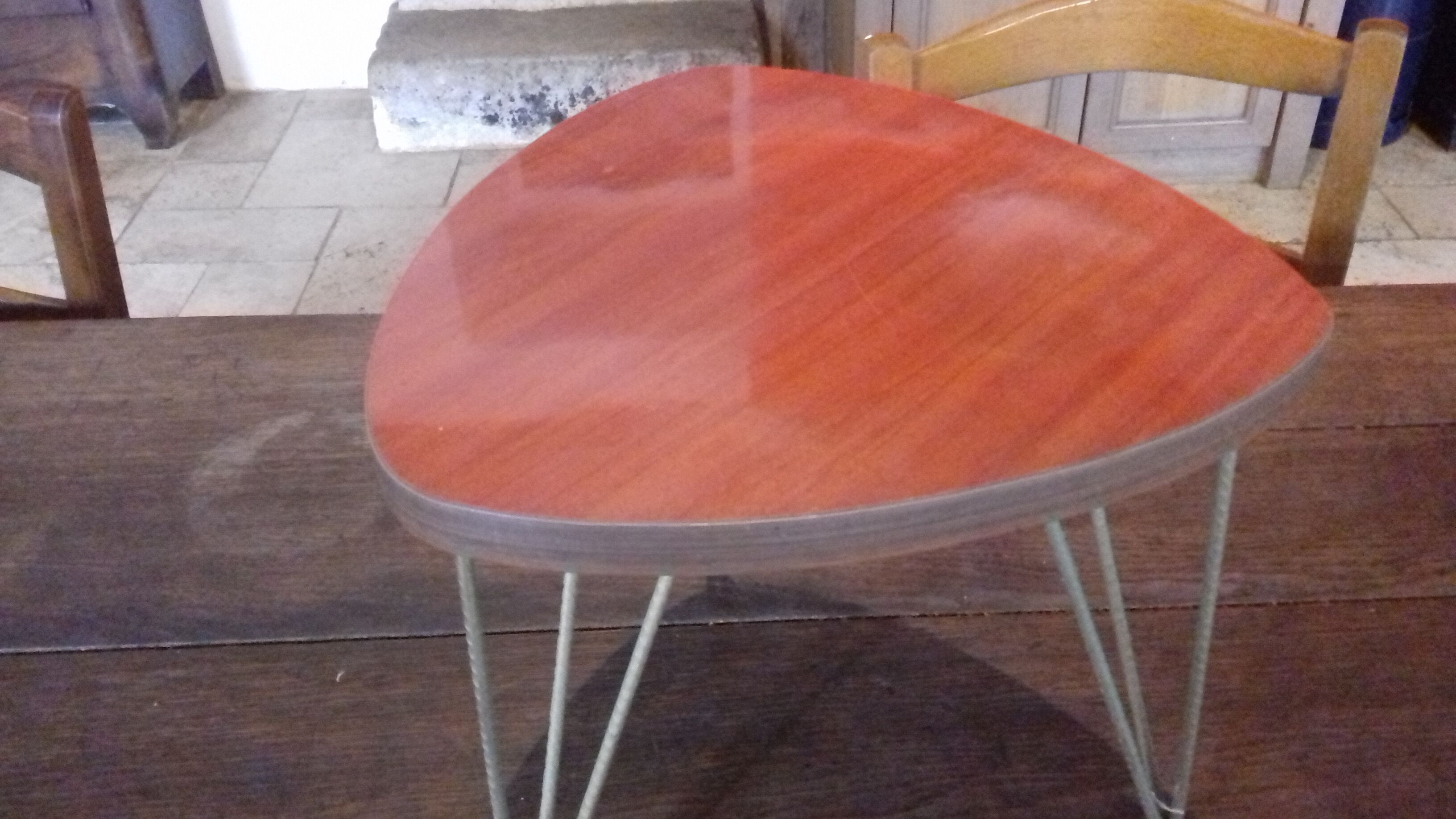 Sellette or plant door