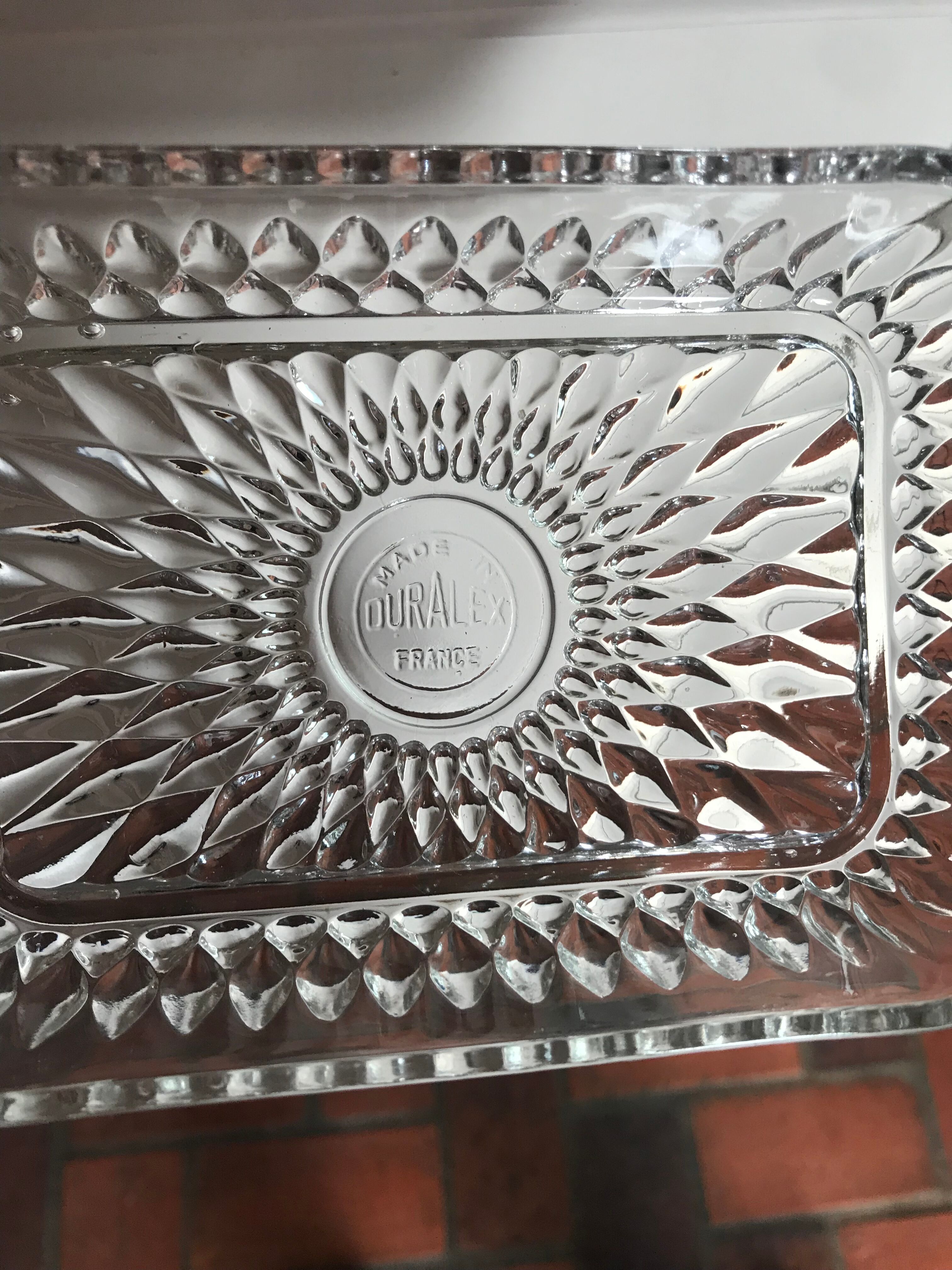 Duralex aperitif dish in glass and chrome support