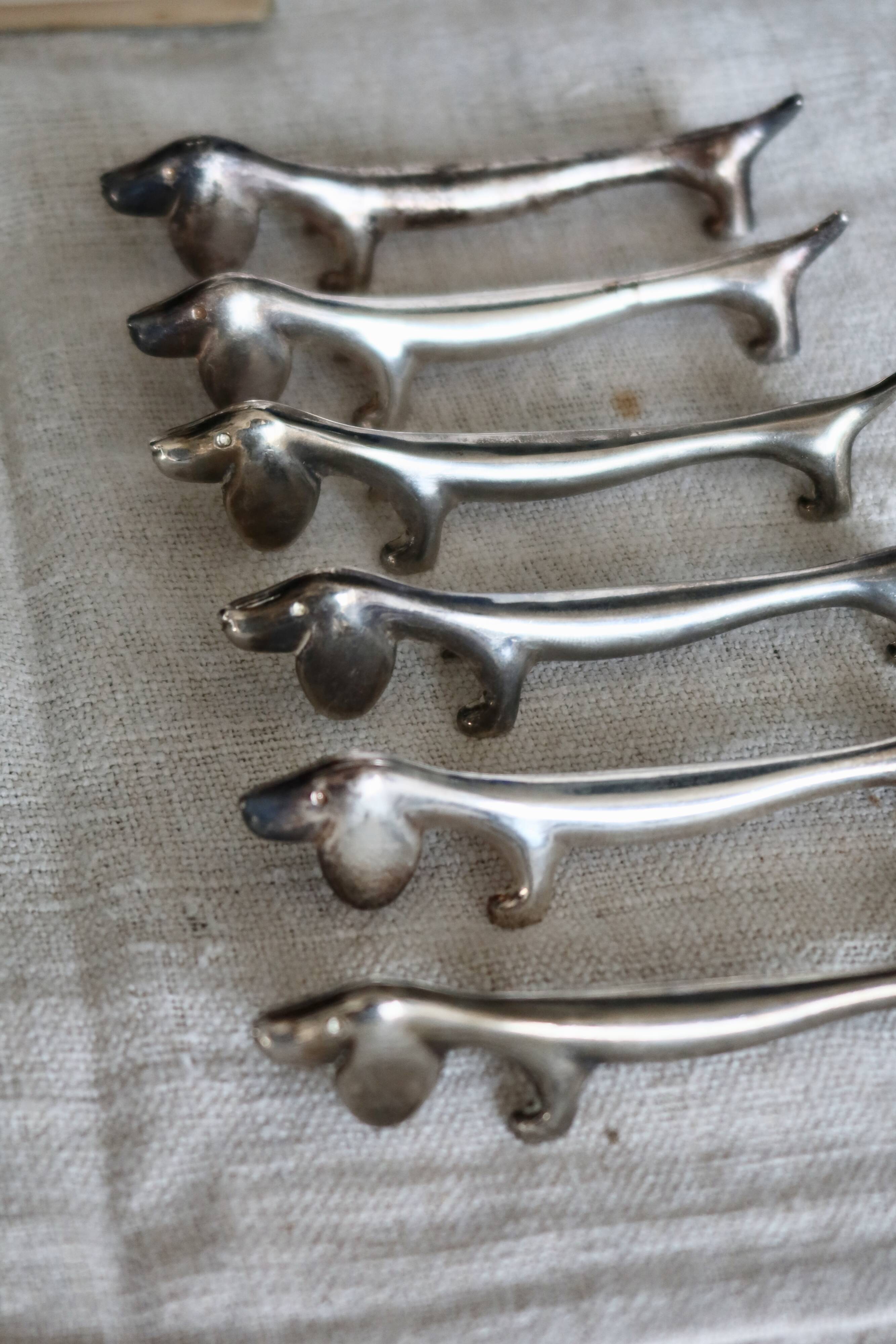 6 Vintage Dachshund Dog Knife Rests – Patinated Silver Metal