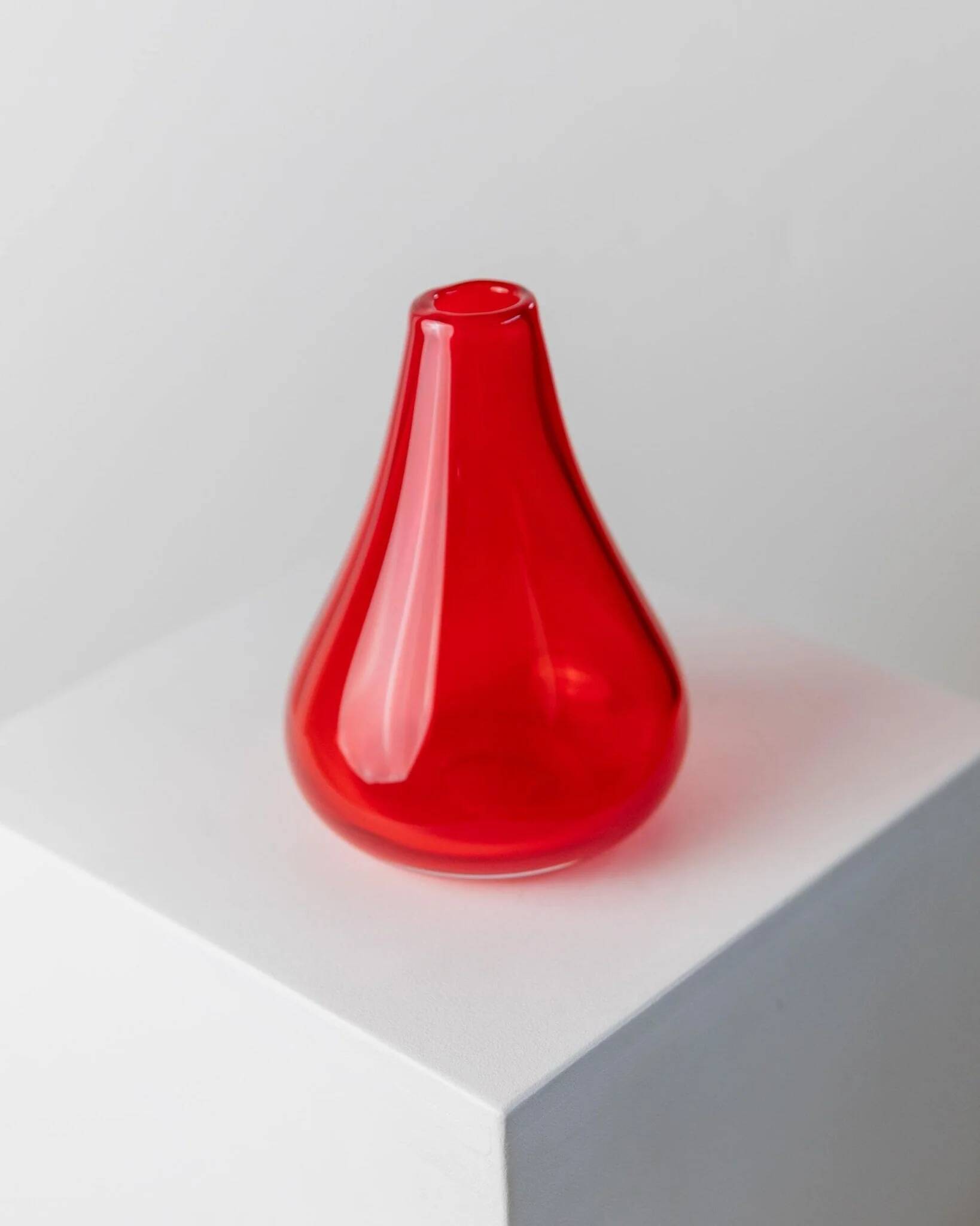 Vintage red Murano glass vase - Italy 1970s