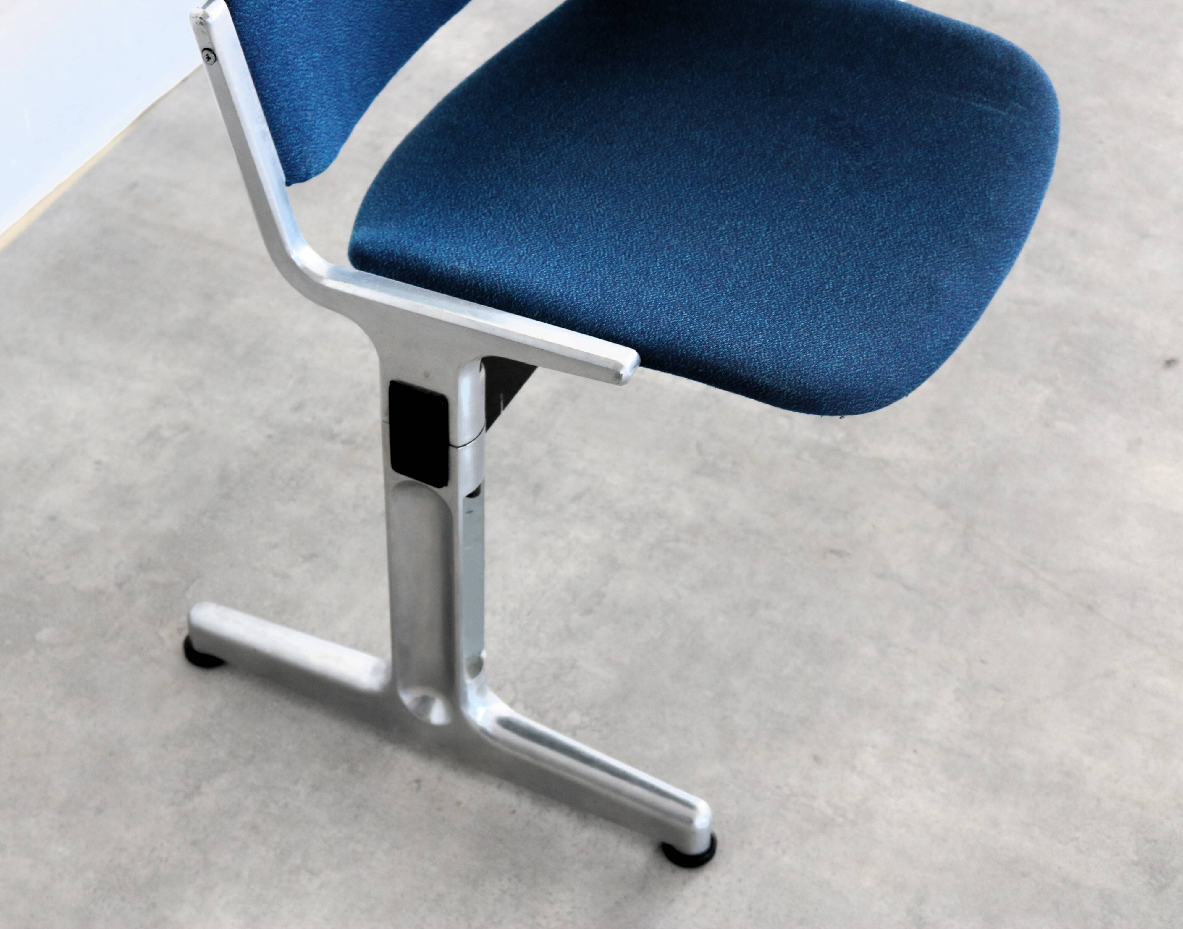 Vintage bench | waiting room bench | 1970s | Castelli