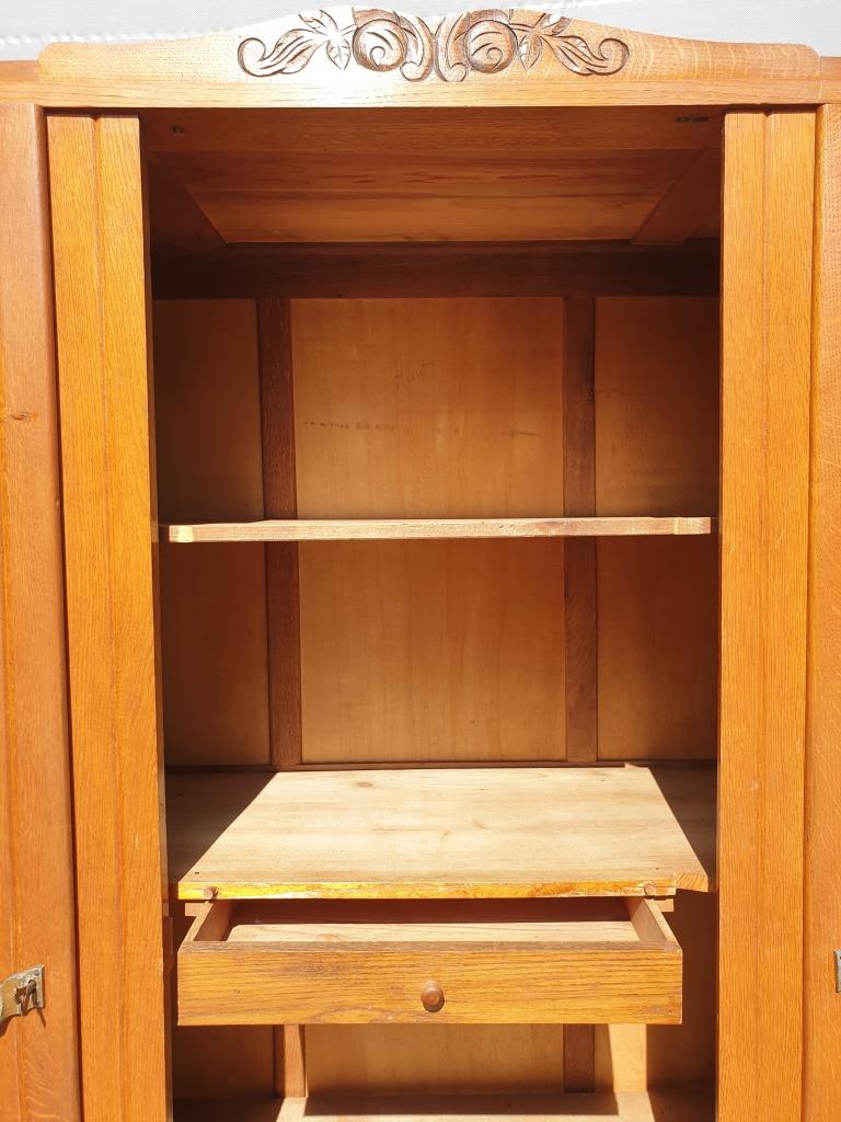 Library Art Deco cabinet curved lines L155