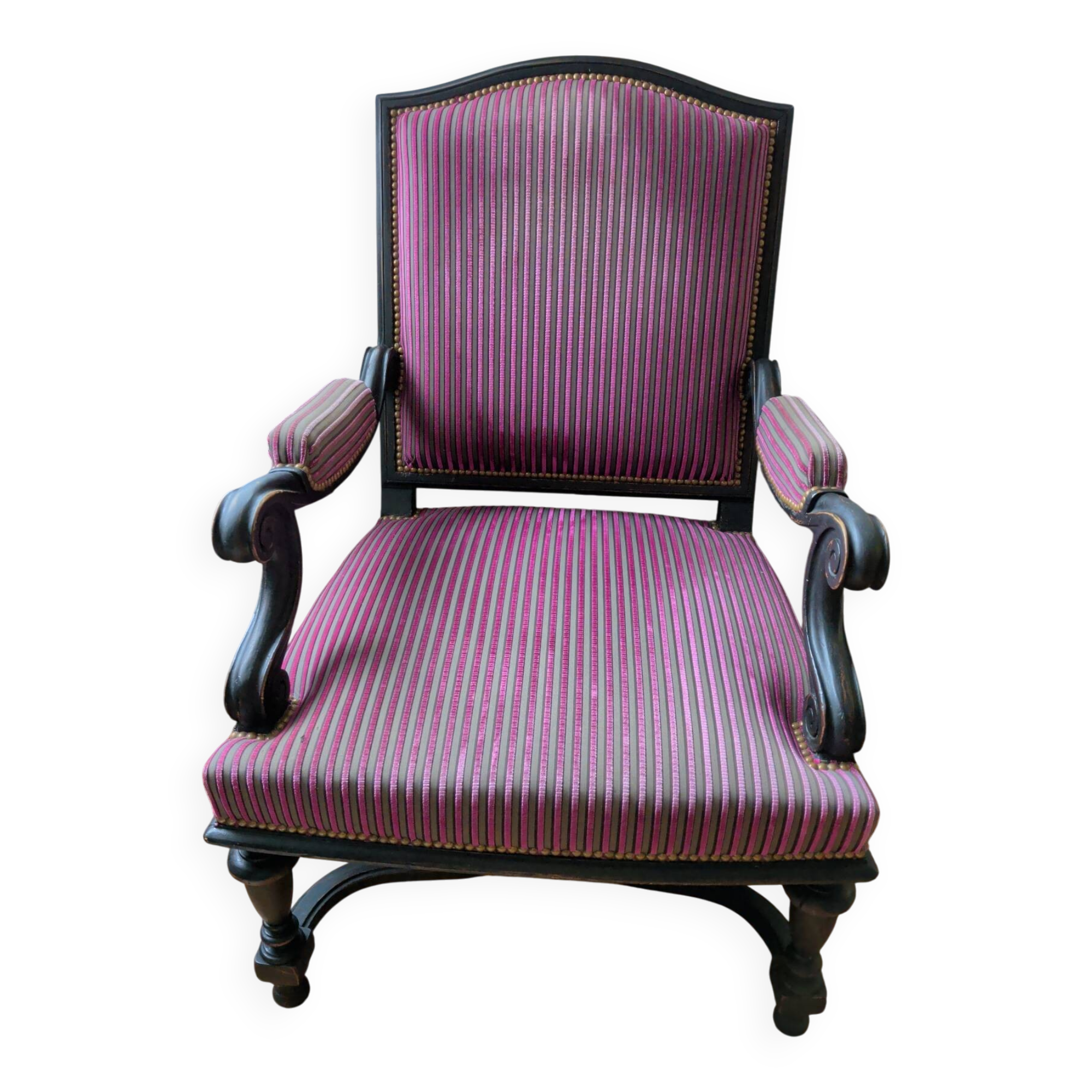Armchair from the late 19th century.