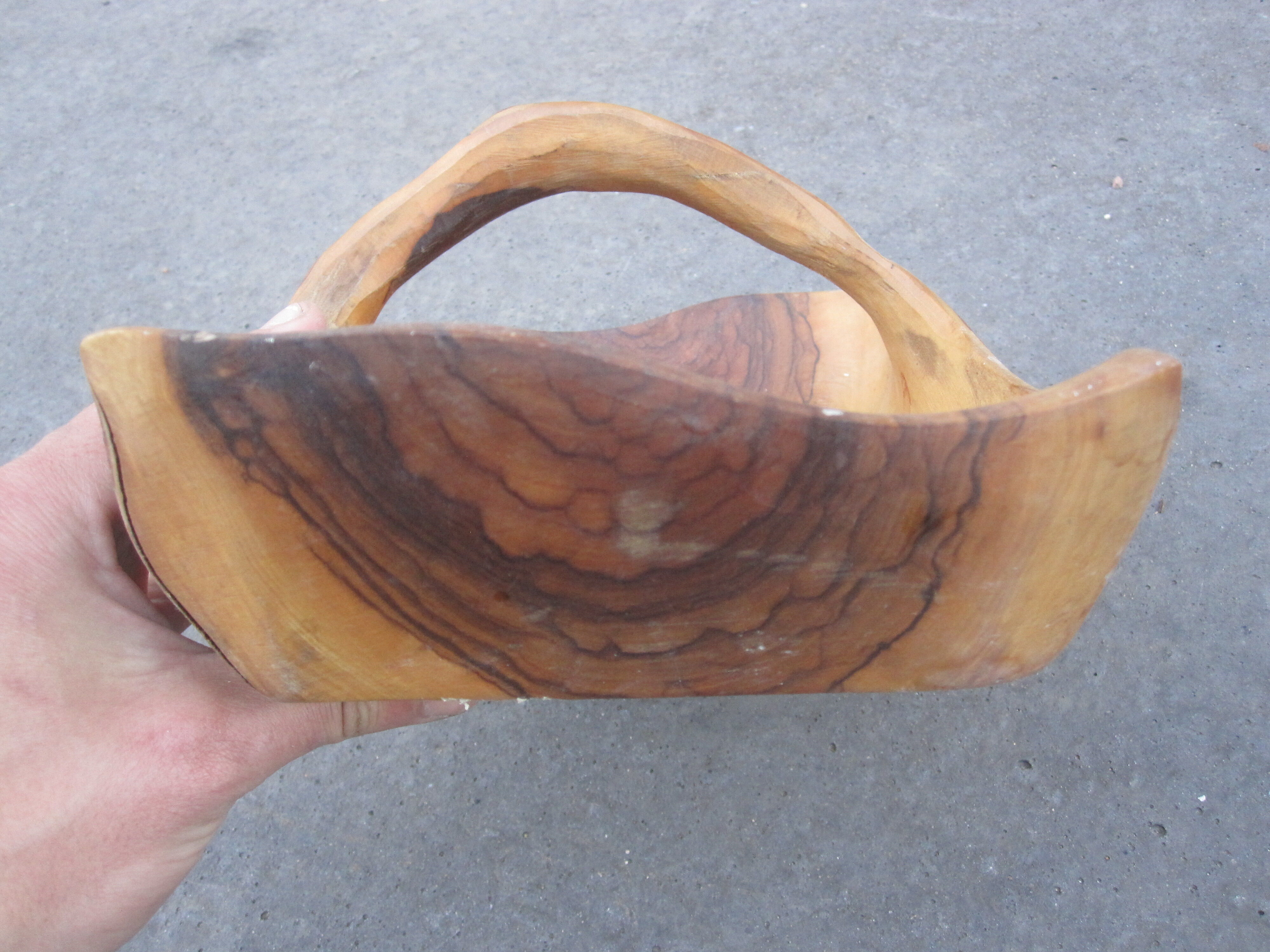 basket wood olive Tony bath