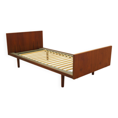 Lit danois en teck, années 1960, designer : Hans J. Wegner pour Getama