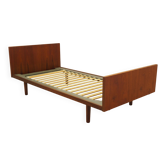 Teak bed, Danish design, 1960s, designer: Hans J. Wegner for Getama