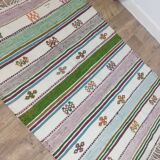 Handmade wool Berber rug 205 X 145 CM
