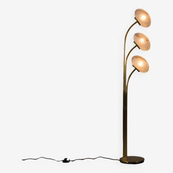 Vetri Murano three glass shades brass floor lamp, Italy 1970s