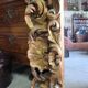 Miroir en bois dore a coquille