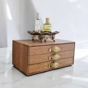 Small storage chest of drawers in oak and brass - 1900s period