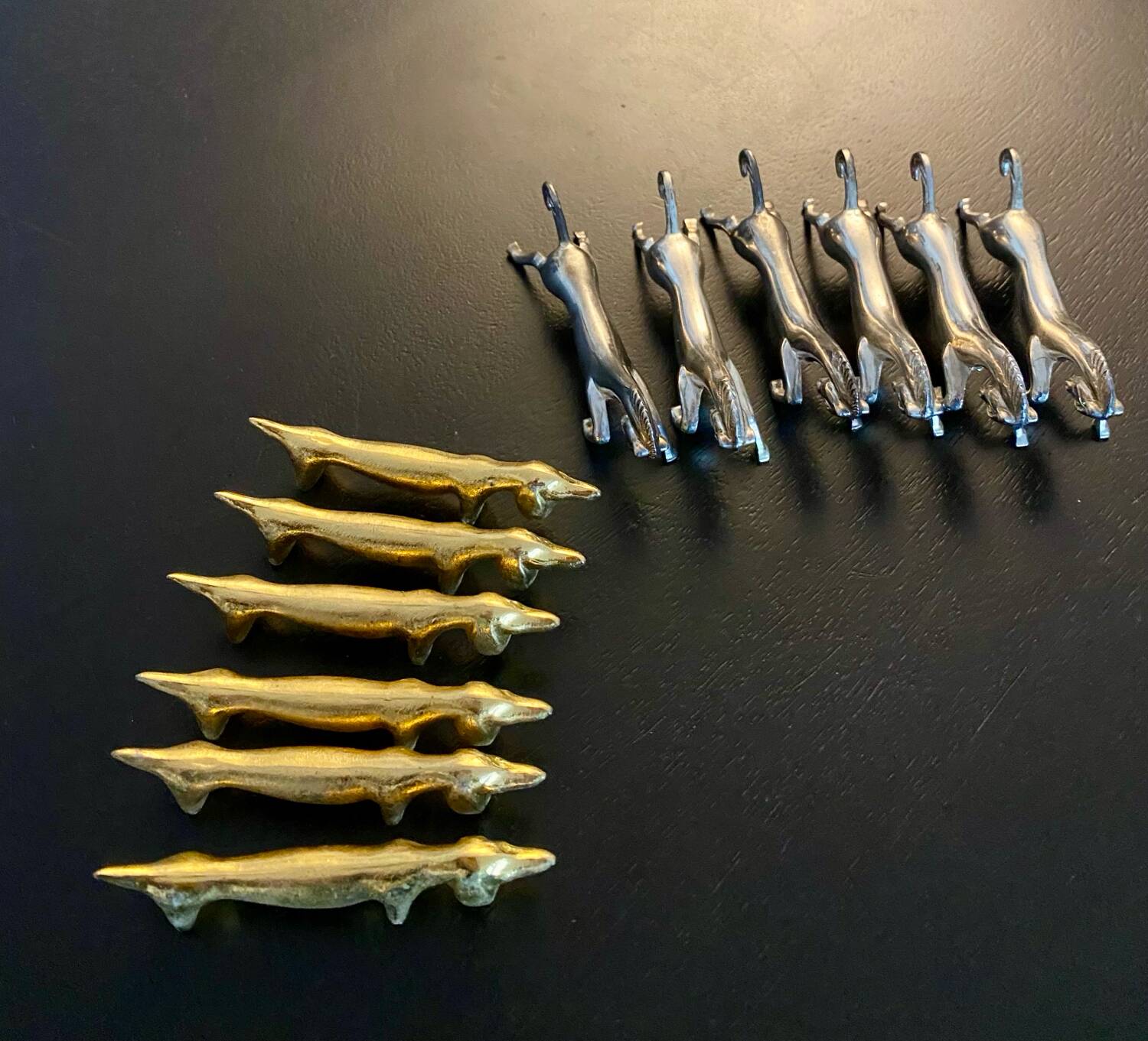 1 Set of 2 boxes of 6 dog and horse shaped knife holders