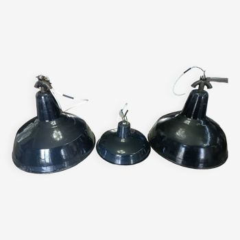 Set of black enameled industrial chandeliers (early 20th century)