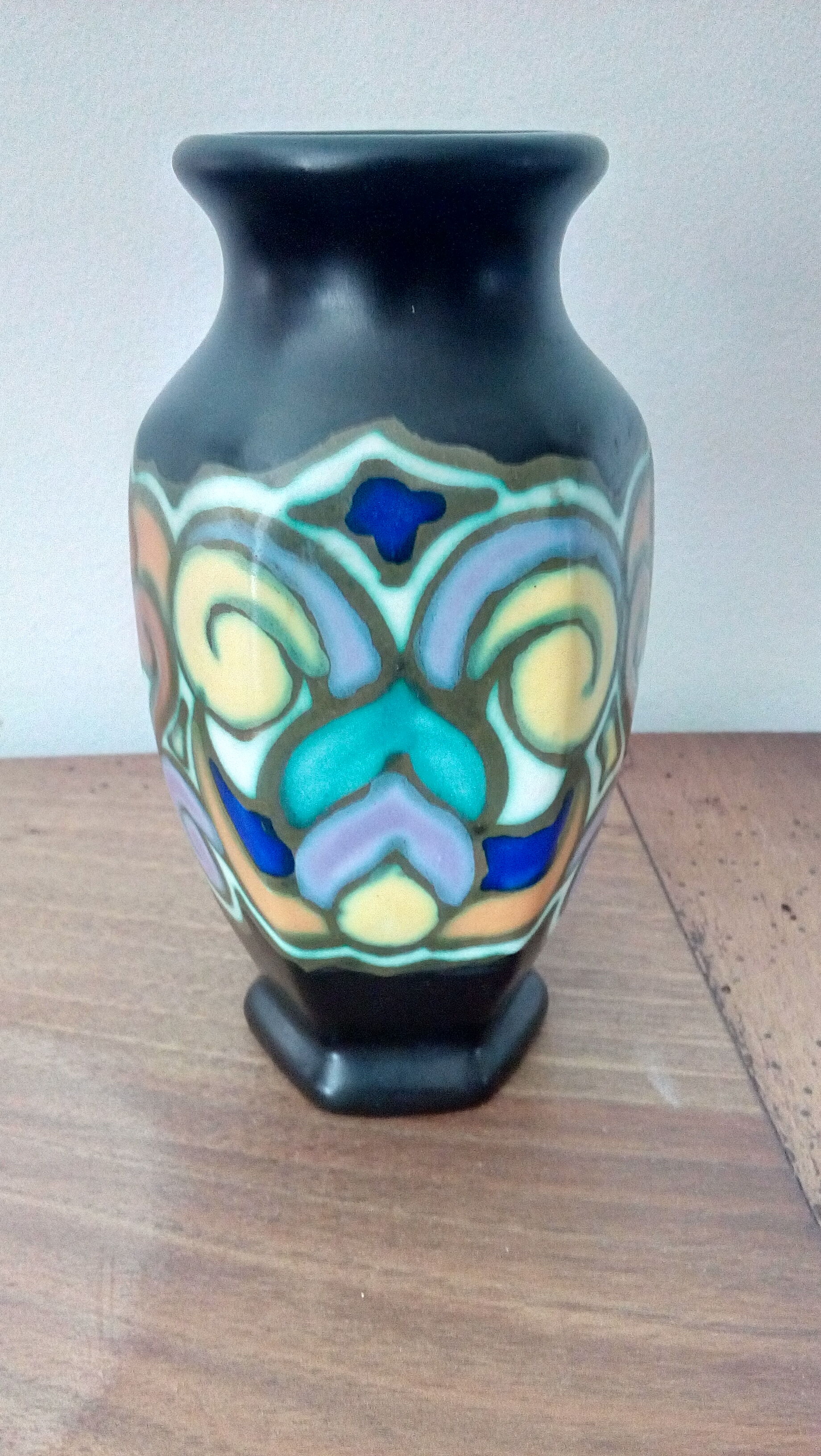 Art Deco vase by Bergen