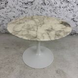 Saarinen Round Tulip Pedestal Table