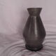 Vase pichet étain du manoir