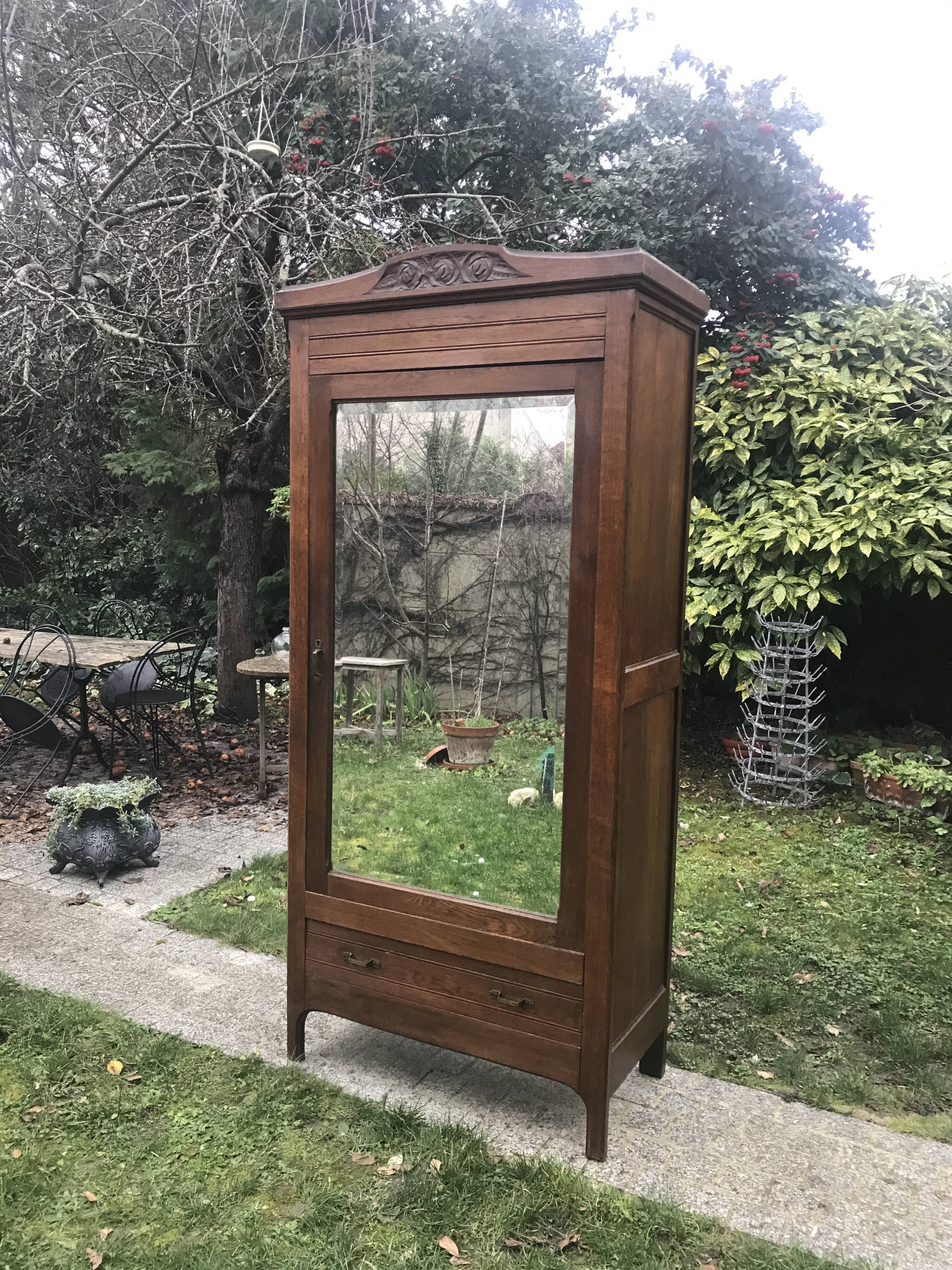 Art Deco cabinet with bevelled mirror 1930/1940
