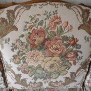 Non-convertible sofa