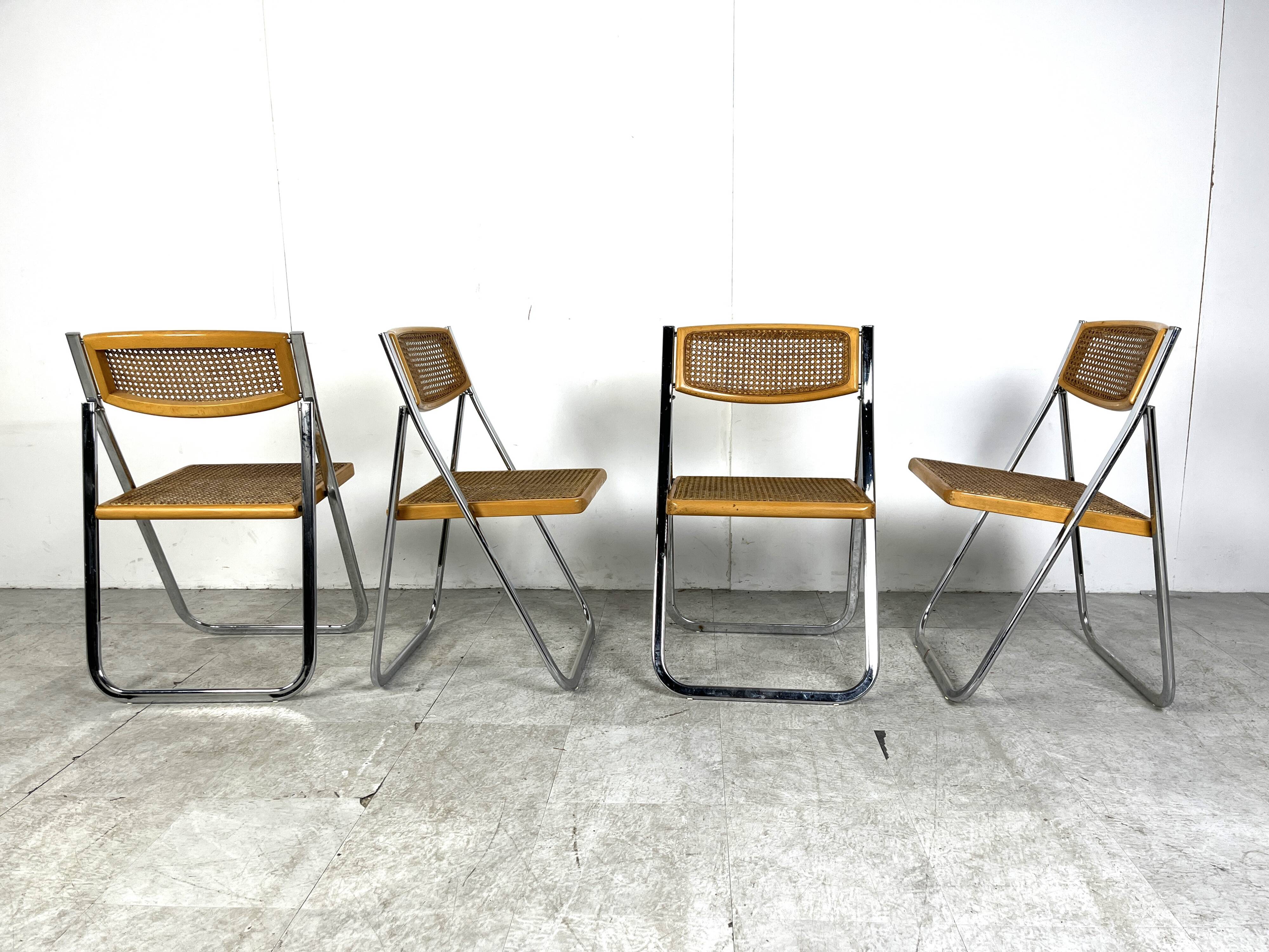 Vintage rattan folding chairs, 1970 - set of 4