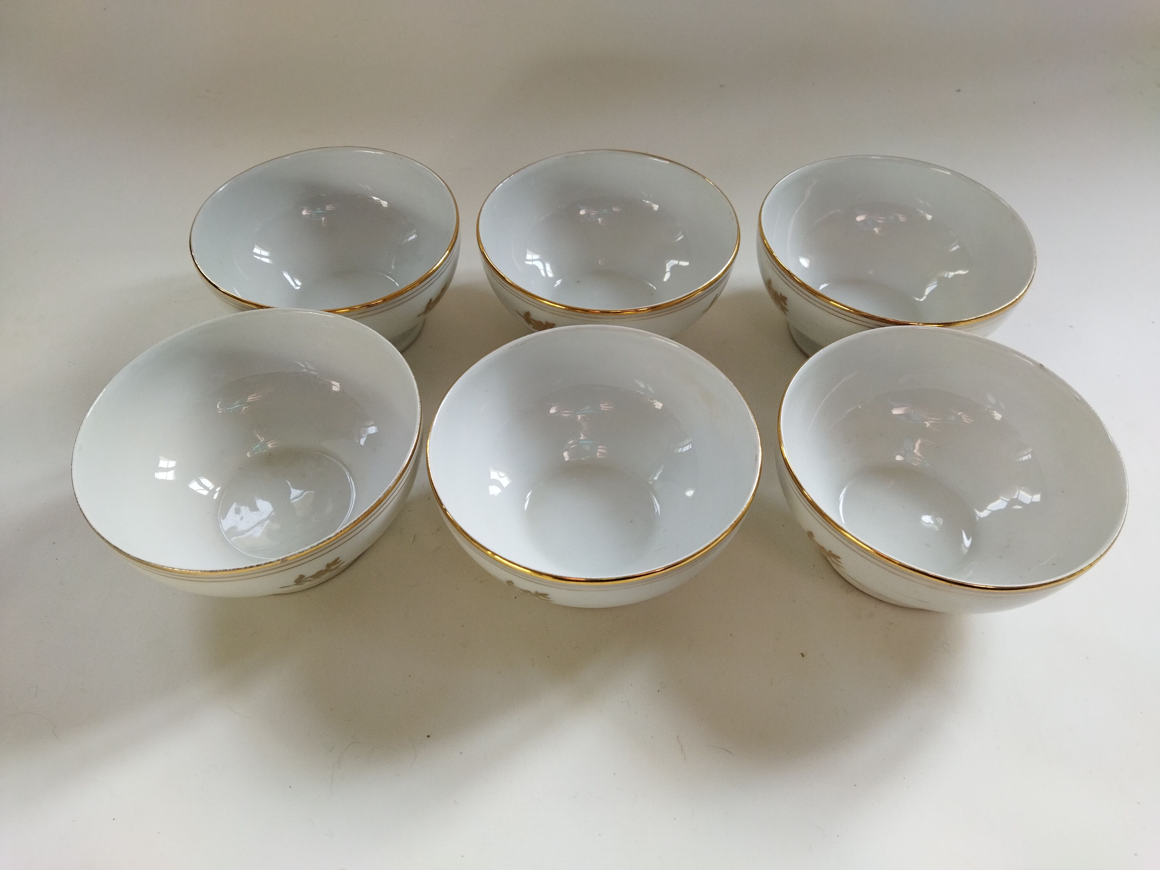 6 bols en porcelaine de Vierzon