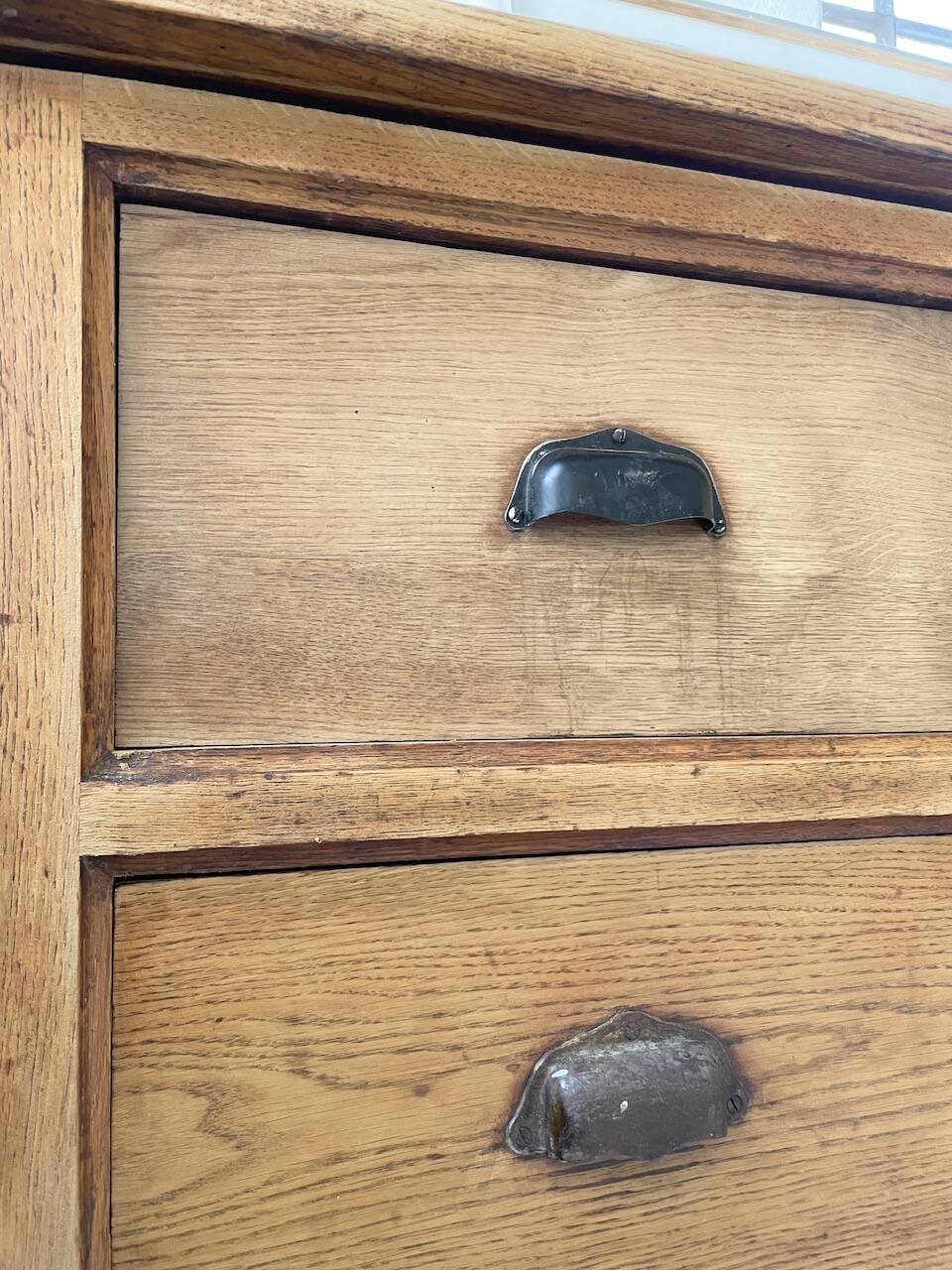 XXL solid oak counter sideboard